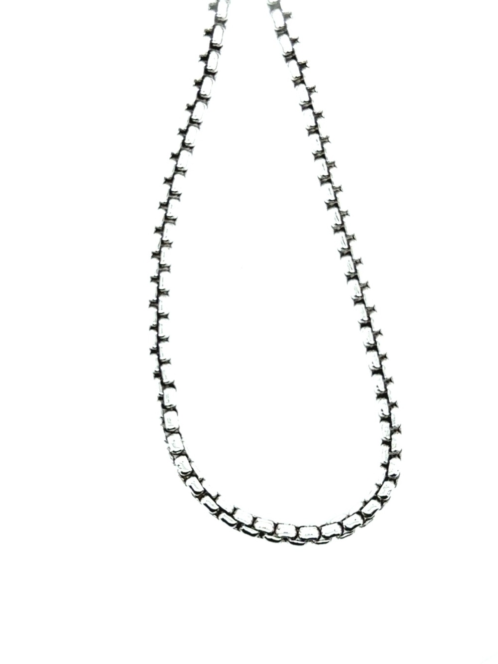 Classic‎ Silvertone Venetian Box Chain Necklace (n1)